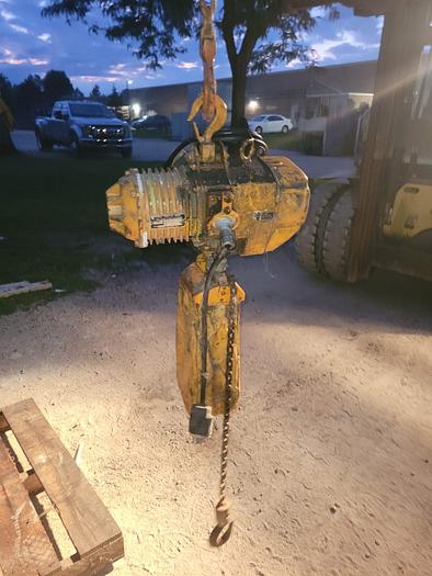 Used Harrington ES005S Series 1/2 Ton Electric Chain Hoist ES3B-114 26 FPM Lift Speed