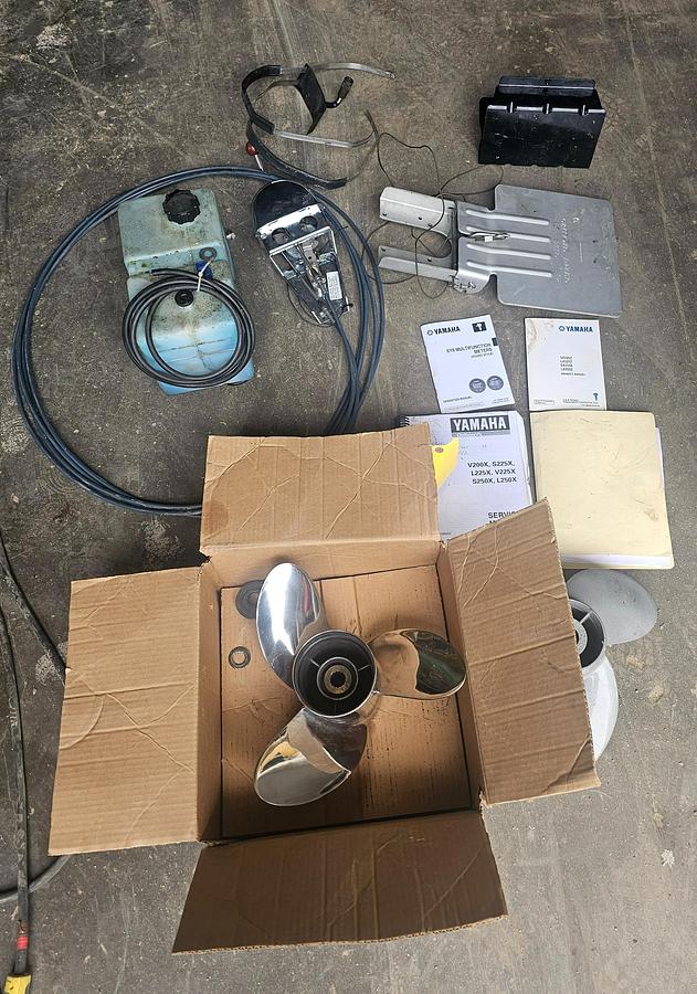 Used Yamaha LX250TXRZ V250 Saltwater Series II OX66 Outboard Marine Engine