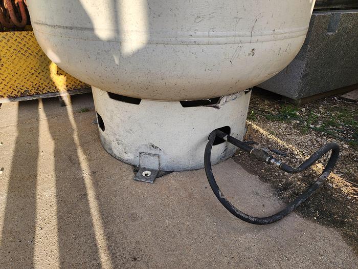 Used 2005 Silvan 1550 Gallon Vertical Air Tank 150 Psi @ 450*F Max Temp