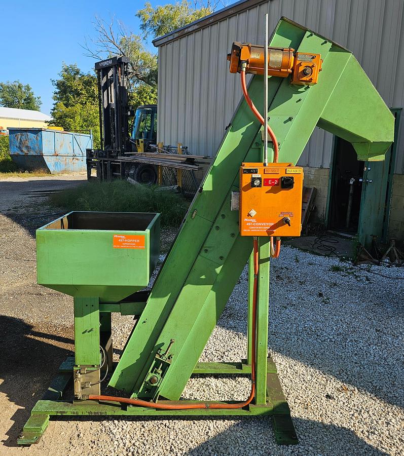 Used 12" Belt Hendricks Engineering Incline Feeder Conveyor 90" Height x 61" H Discharge Hopper 