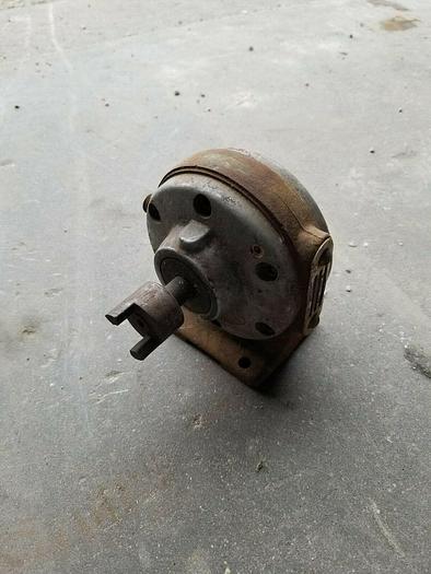 Used Binks Intrinsically Safe Pneumatic Operated Paint Pot Mixing Motors