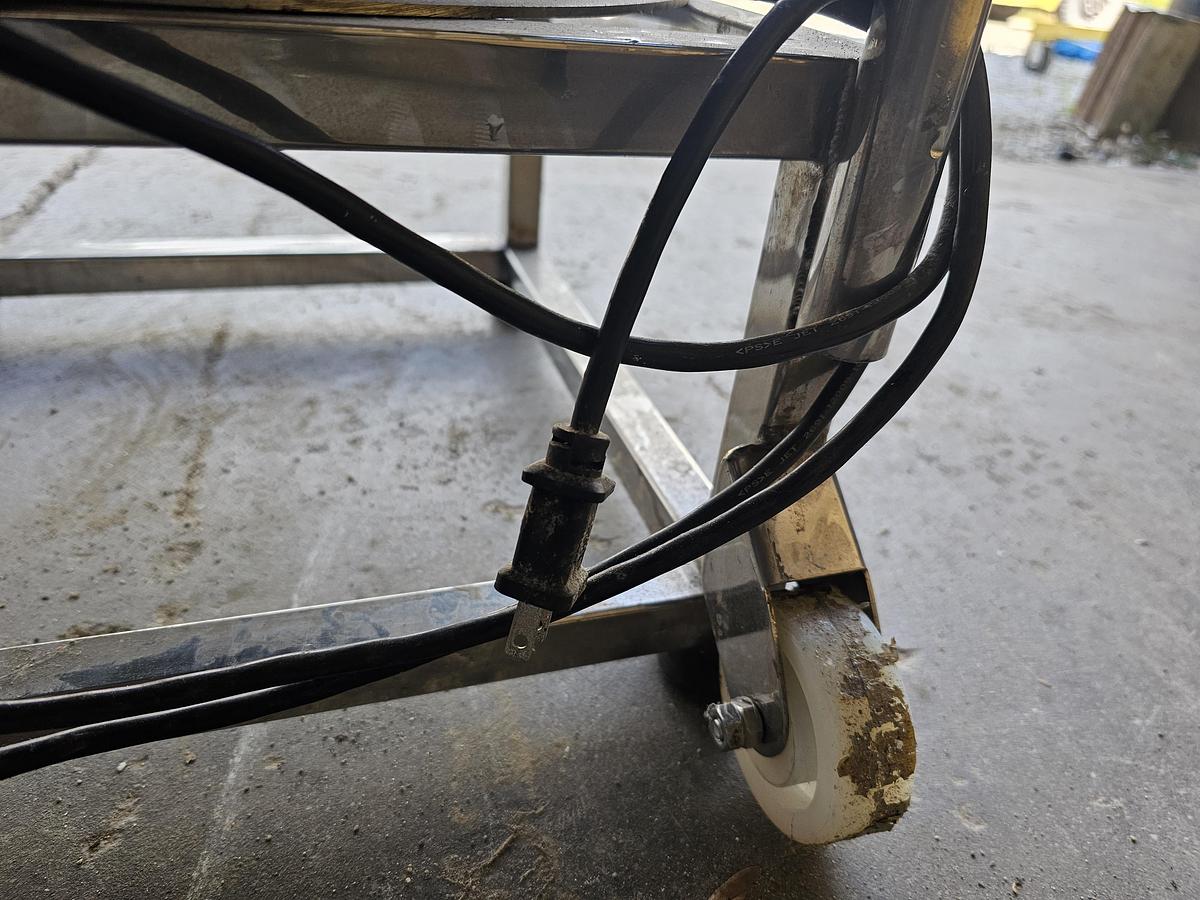 Used CE International LS-450-SA-NW Portable Vibratory Separation System