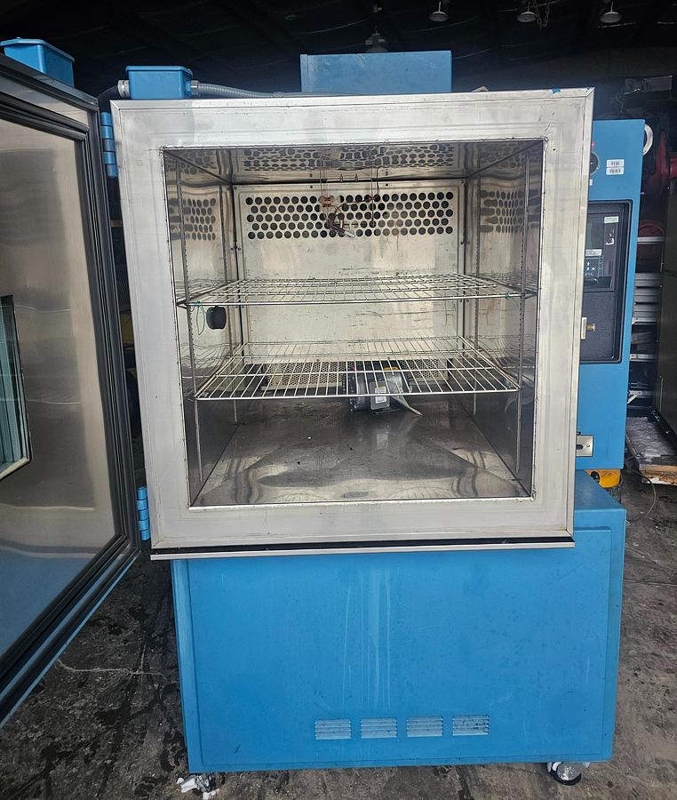 Used Envirotronics EH18-2-5-WC Water Cooled Environmental Test Chamber -54*C to 71*C Temp Range