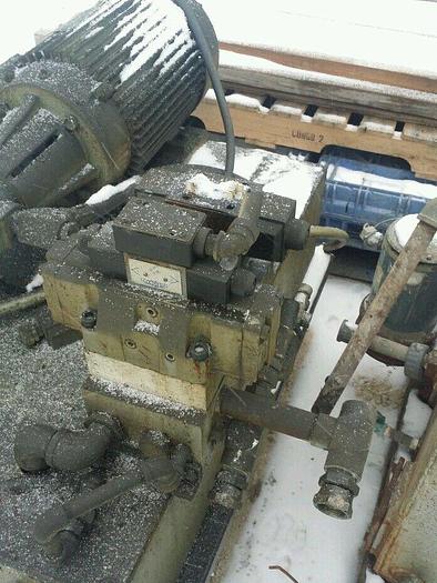 Used 36″ x 24″ x 21″ Hydraulic Power Source 10HP 3PH Pump/Motor/Tank Combo