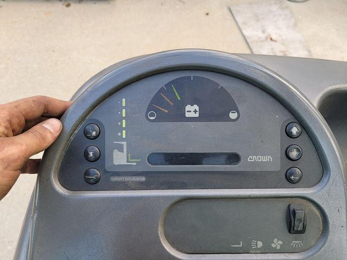 Used Crown RR 5000 Series Electric Reach Truck 4,500 lb Capacity 42” Forks Sideshift