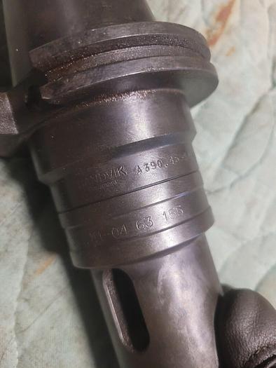 Used Sandvik A390.45-50 60 050M CAT50 Tool Holder & #4MT Adapter 391.41-04 63 155