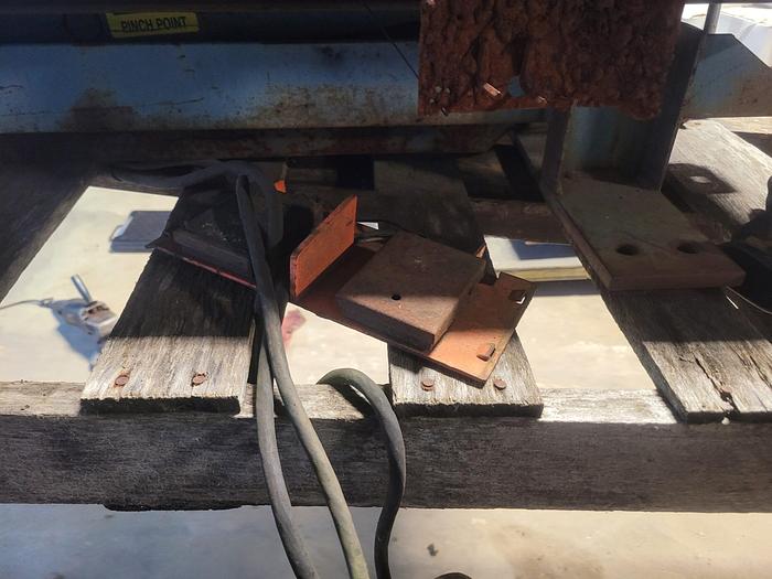 Used American 2000# Hydraulic Manual Scissor Lift, 36” x 48” Platform