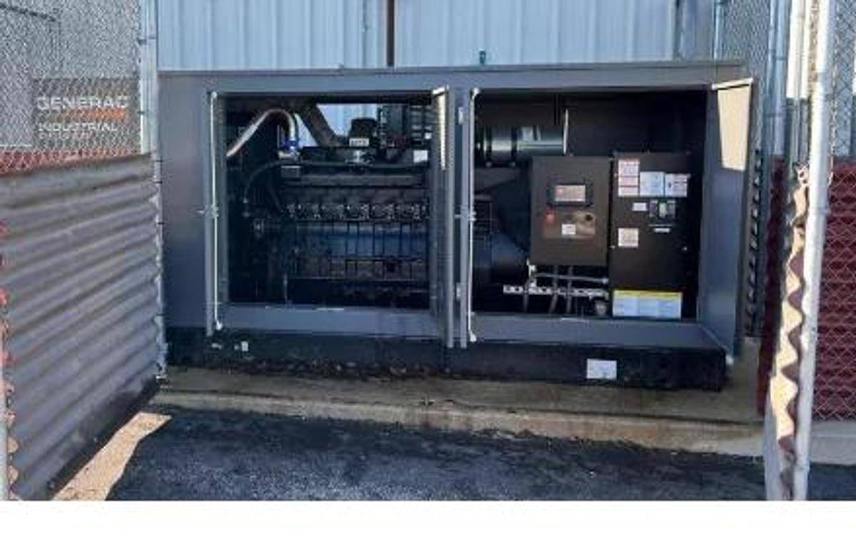 Used 2021 Generac SG200 200kW Industrial Generator | 3-Phase | ONLY 89 HRS | Late-Model Standby & Transfer Switch