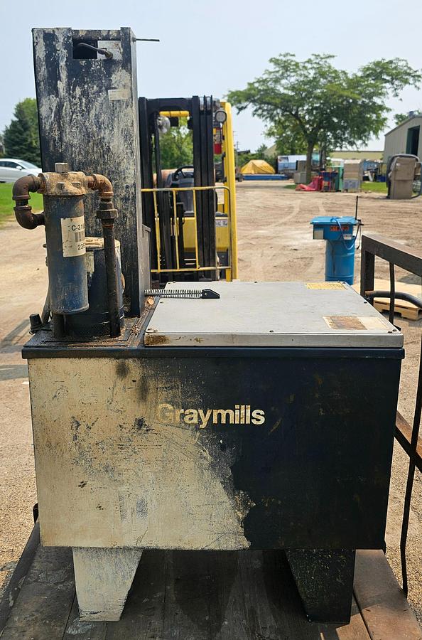 Used Graymills TH2420SLP-Y Heated Aqueous Parts Washer 24" x 20" Wash Tank