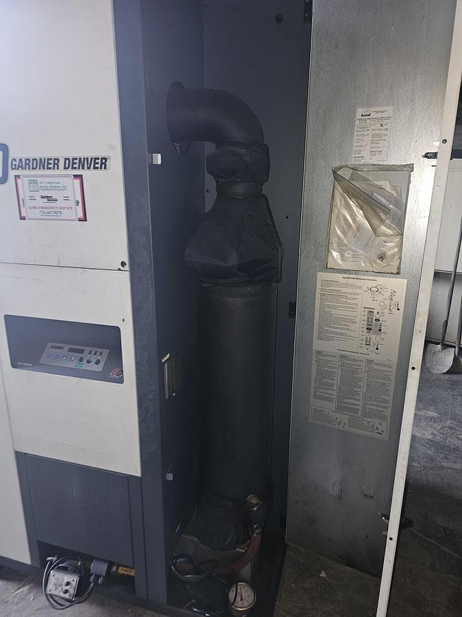 Used 1000 SCFM Gardner Denver RNC Series Refrigerated Air Dryer RNC1000A4
