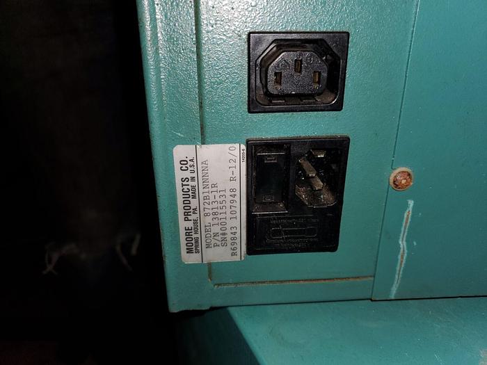 Used Moore Data Gage II Equipment 872ASN2NA Control Body and Monitors