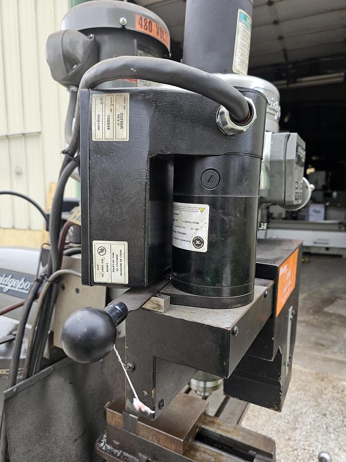 Used 2 Hp Bridgeport Series I 3-Axis CNC Knee Mill ProtoTrak MX3 Control 9" x 42" Table