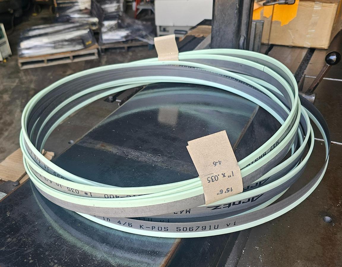 Used 1995 Marvel Series 8 Mark II Vertical Tilt Frame Bandsaw 18" x 22" Capacity