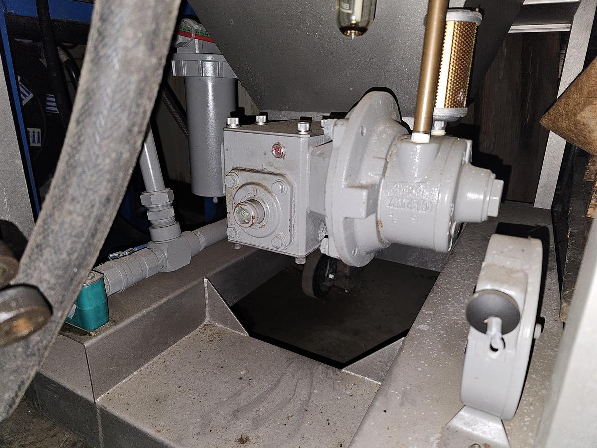 Used Alpheus Cold Jet PLT-5X Miniblast Dry Ice Blaster | Dual Hose | 50lb Hopper - >100 Hours