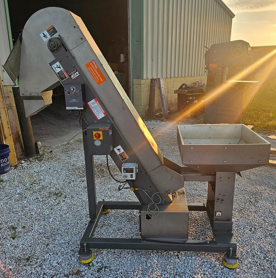 Used 6' Service Engineering Co. Stainless Steel Variable Speed Incline Feed Conveyor 8" Wide Belt