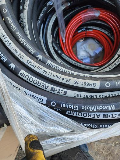 Used Eaton Aeroquip GH681-16 MatchMate Global Heavy Duty Hydraulic Hose 1" Diameter