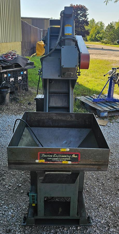Used Service Engineering Inc. 8" Wide Belt Incline Feed Conveyor Hytrol PC 24" Hopper 