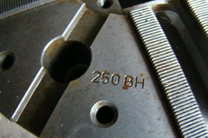 Used 10” Diameter 4-Jaw Autoblok Chuck Model #250 BH