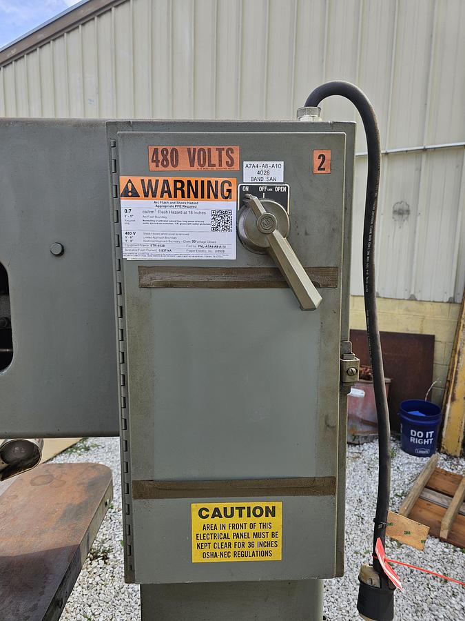 Used 18" Grob 4V-18 Vertical Bandsaw w/RW-B Welder & Air-Hydraulic Feeder Table