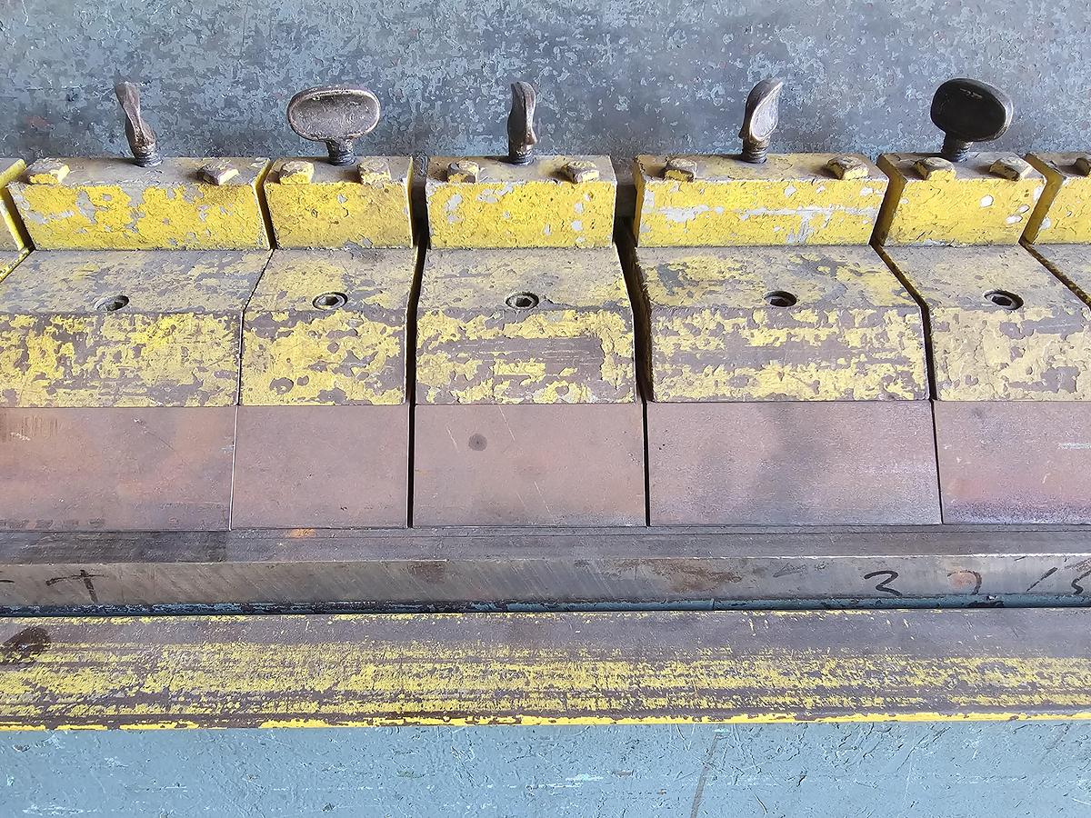 Used 48" Chicago D&K BPO-412-6 12 Gauge Box & Pan Brake