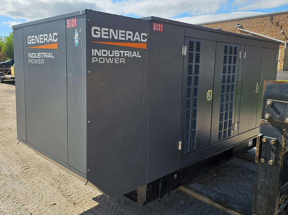 Used 2021 Generac SG200 200kW Industrial Generator | 3-Phase | ONLY 89 HRS | Late-Model Standby & Transfer Switch
