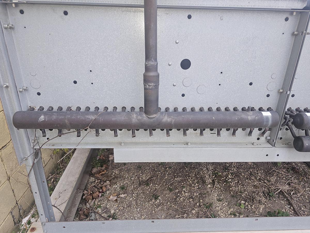 Used Bohn Heatcraft BNHD08A058 Air Cooled 8 Fan Remote Condensing Coil