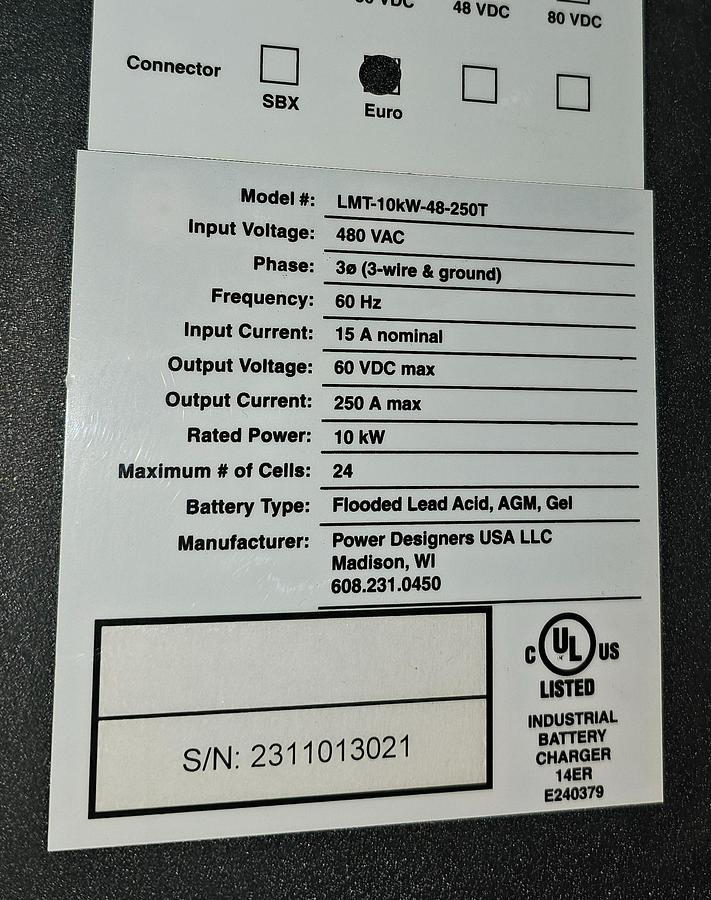 Refurbished 2015 Caterpillar 4000# 2ET4000 48V 3-Wheel Forklift 189" Lift 4889 Hours - Refurbished Battery