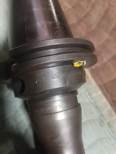 Used Sandvik CAT50 Adapter A390.45-50 50 040M & Boring Bar 391.38-39 50 193 43.3-52.9