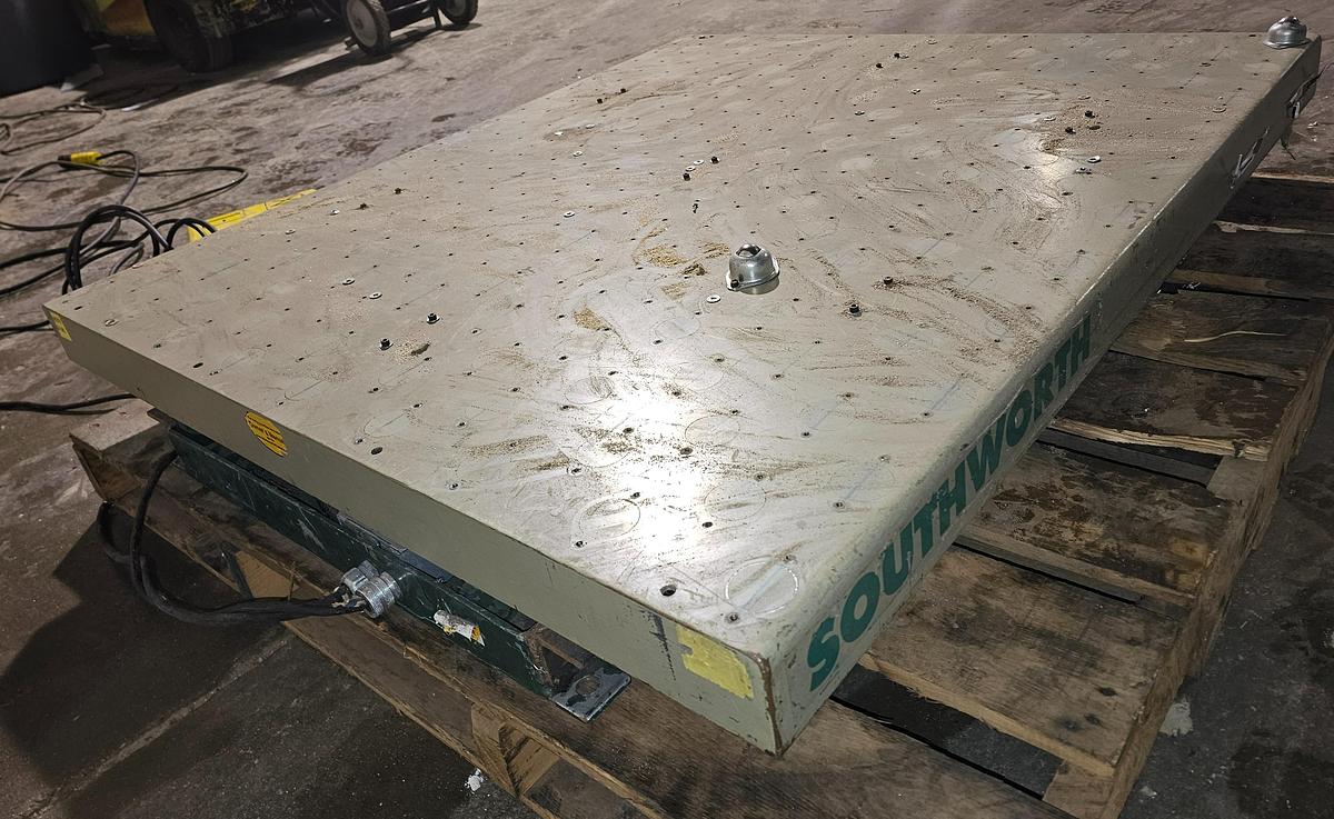 Used 2000# Southworth LS2-36 Scissor Lift Table 42" x 48" Platform 110V, 1 ph 