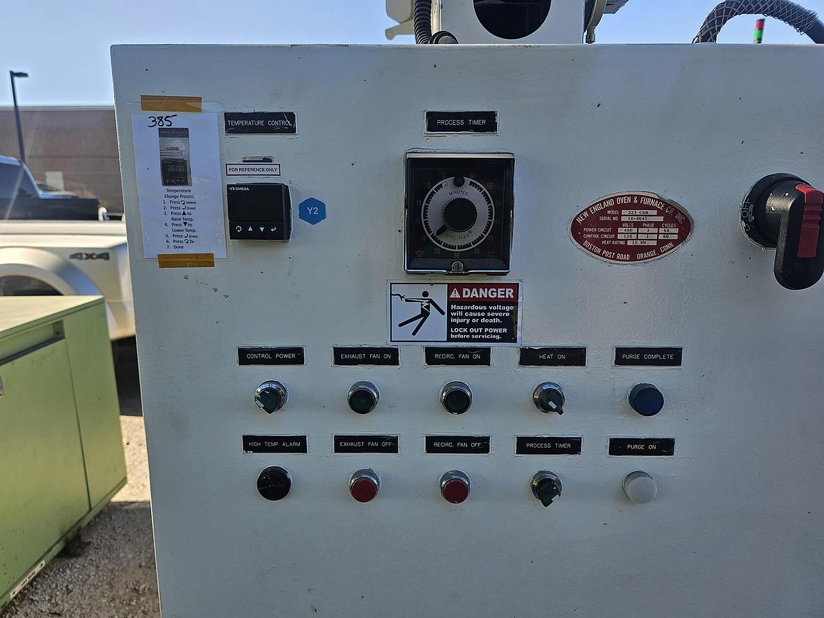 Used New England Oven Model 223 CAB 500°F Industrial Batch Oven – 15 kW – Pristine