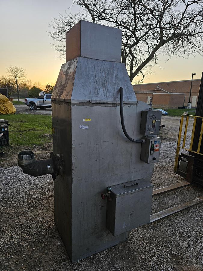 Used 3 Hp Grivna 1200 CFM Wet-Type Dust Collector Model #: 1200