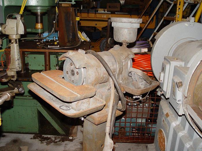 Used Rockwell 1/2 HP 6″ Industrial Pedestal Grinder MDL#: 73-032 W/2x Diamond Wheels