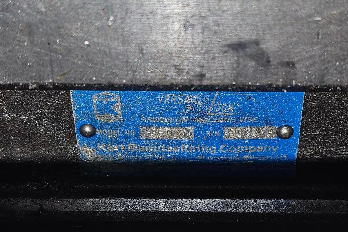 Used 5 Hp Webb 5VK 2-Axis CNC Knee Mill TRAK A.G.E 2 CNC Control
