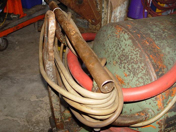 Used Cecor 200 Gallon pneumatic Operated Sump Sucker, Pickup/Discharge/Feed Lines