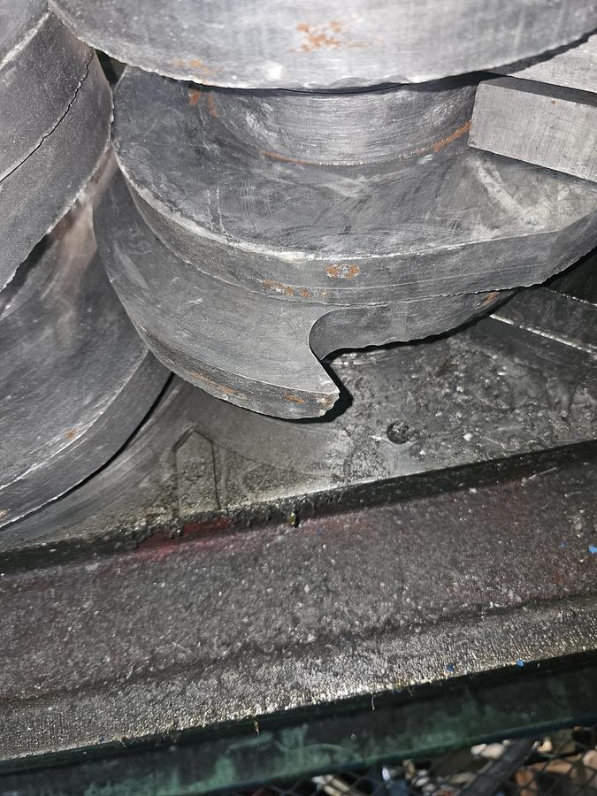 Used 15 Hp Ball & Jewel SB-15/515-A-11X Shred-Buster Shredding Machine