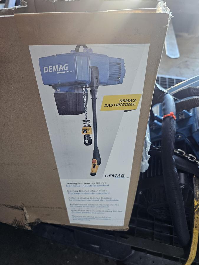Used 1100# Demag DC-COM 5 500 1/1 H5 Overhead Electric Chain Hoist & Parts Hoist 