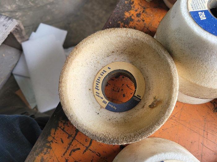Used 13x Bay State Abrasives 4'' x 1 1/2'' x 1 1/4'' Flaring Cup Wheel 9A60J8V52