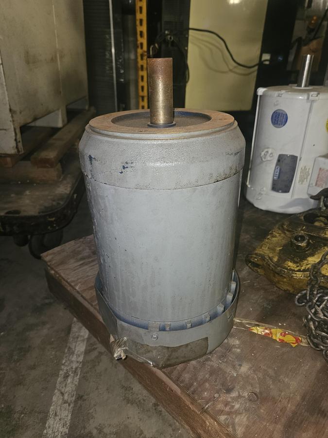 Leeson 5 Hp Electric Motor C215T11FB1B 1140 RPM G215TC Frame 230/460V