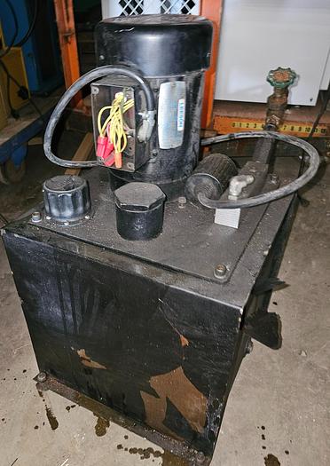 Used 2 Horsepower Small Hydraulic Power Source 1740 RPM 230/460, 3 ph @ 60 Hz
