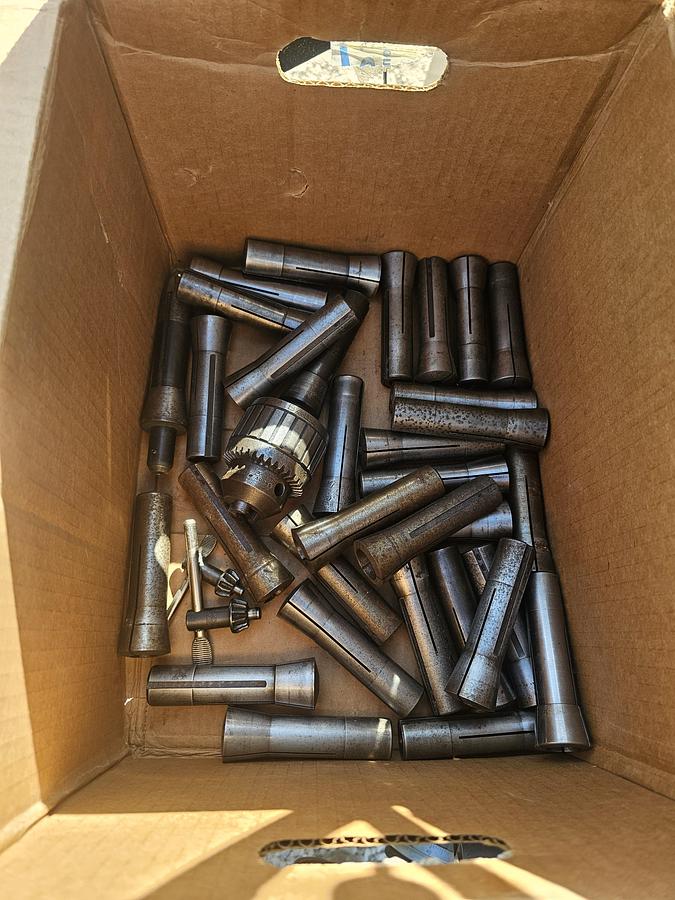 Used 3 Hp Sharp LMV-50/DVS CNC Vertical Knee Mill Acu-Rite CNC Control Collets & Vise