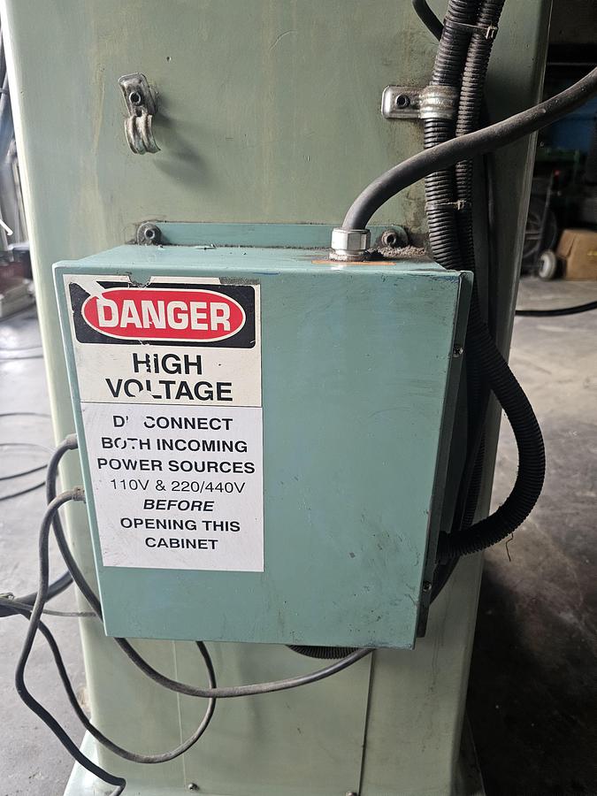 Used 3 Hp Southwestern Industries 2-Axis Sport K3 CNC Variable Speed Knee Mill, 10" x 50" Table