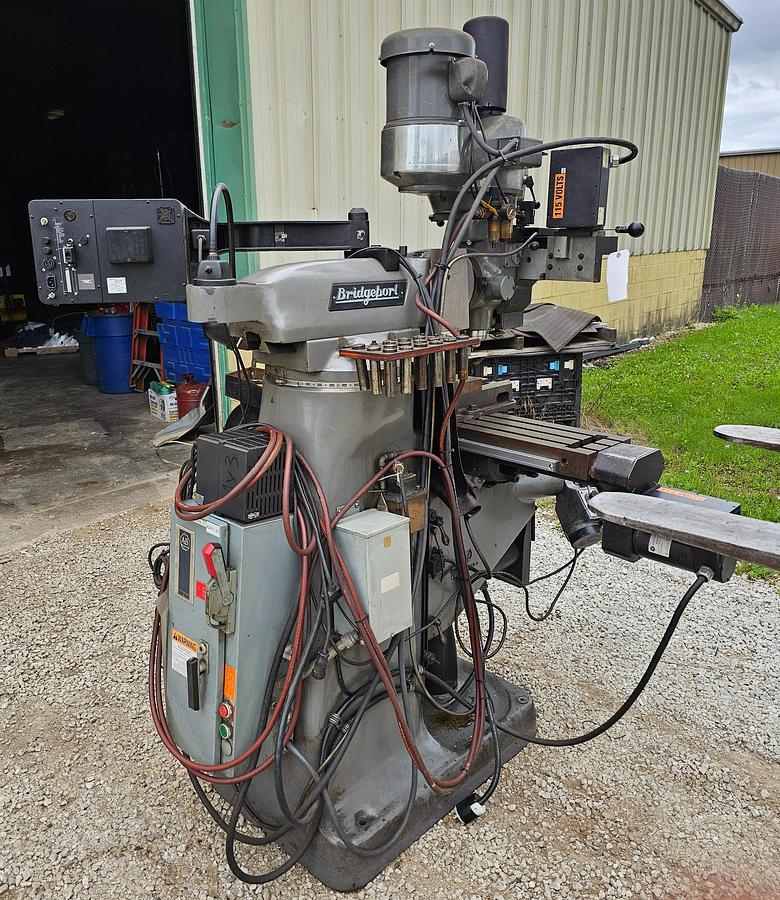 Used 2 Hp Bridgeport Series I 3-Axis CNC Knee Mill ProtoTrak MX3 Control 9" x 42" Table
