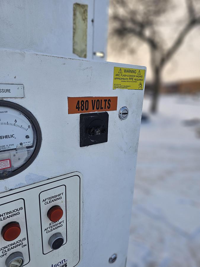 Used Donaldson Torit DWST 6-4 Downflo Workstation | 28,000 CFM | 4-Module Dust Booth