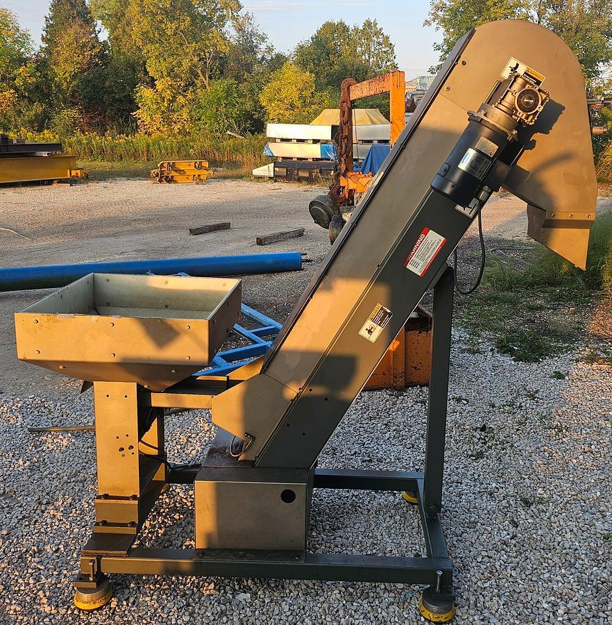 Used 6' Service Engineering Co. Stainless Steel Variable Speed Incline Feed Conveyor 8" Wide Belt
