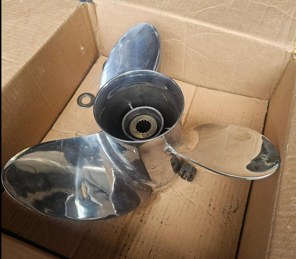 Used Yamaha LX250TXRZ V250 Saltwater Series II OX66 Outboard Marine Engine