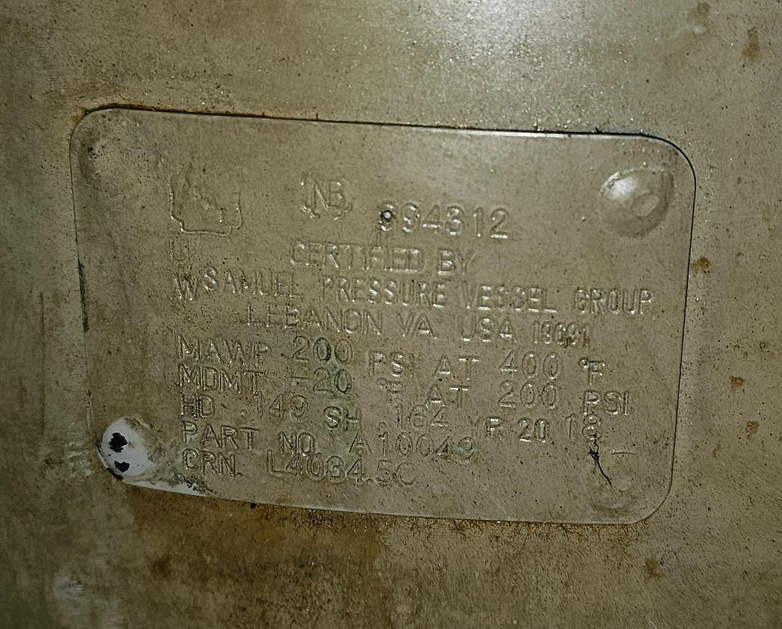 Used 120 Gallon Capacity Samual Pressure Vessel Vertical Air Tank