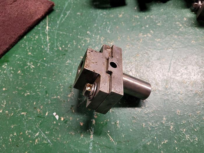 Used Brown & Sharpe 1" Shank Boring Tool Holder 111-322