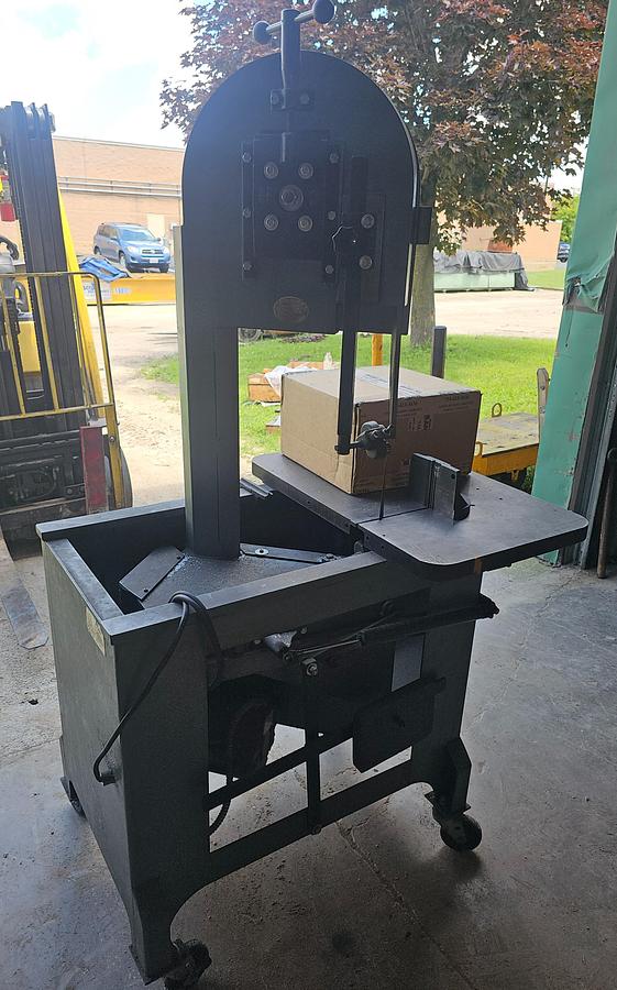 Used Roll-In EF1459 Portable Vertical Bandsaw 9" x 14" Capacity 110V, 1 ph 