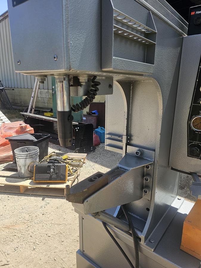 Used Haeger HP6-B Fastener Insertion Press | 18" Throat | AB-08R Autofeed | Production Speed