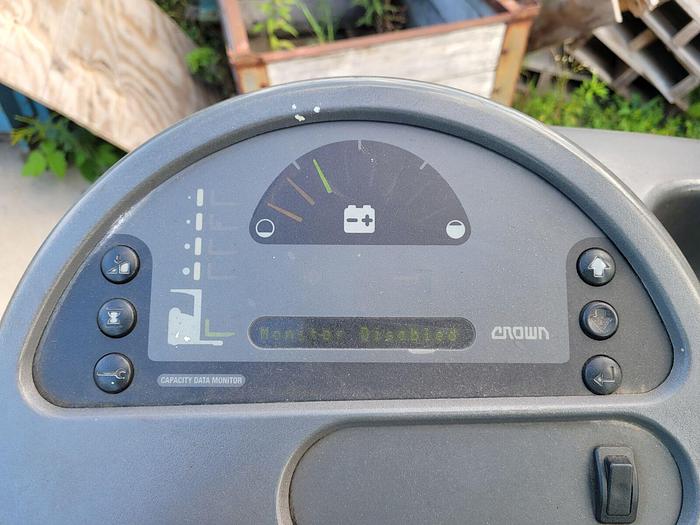 Used Crown RR 5000 Series Electric Reach Truck 4,500 lb Capacity 42” Forks Sideshift